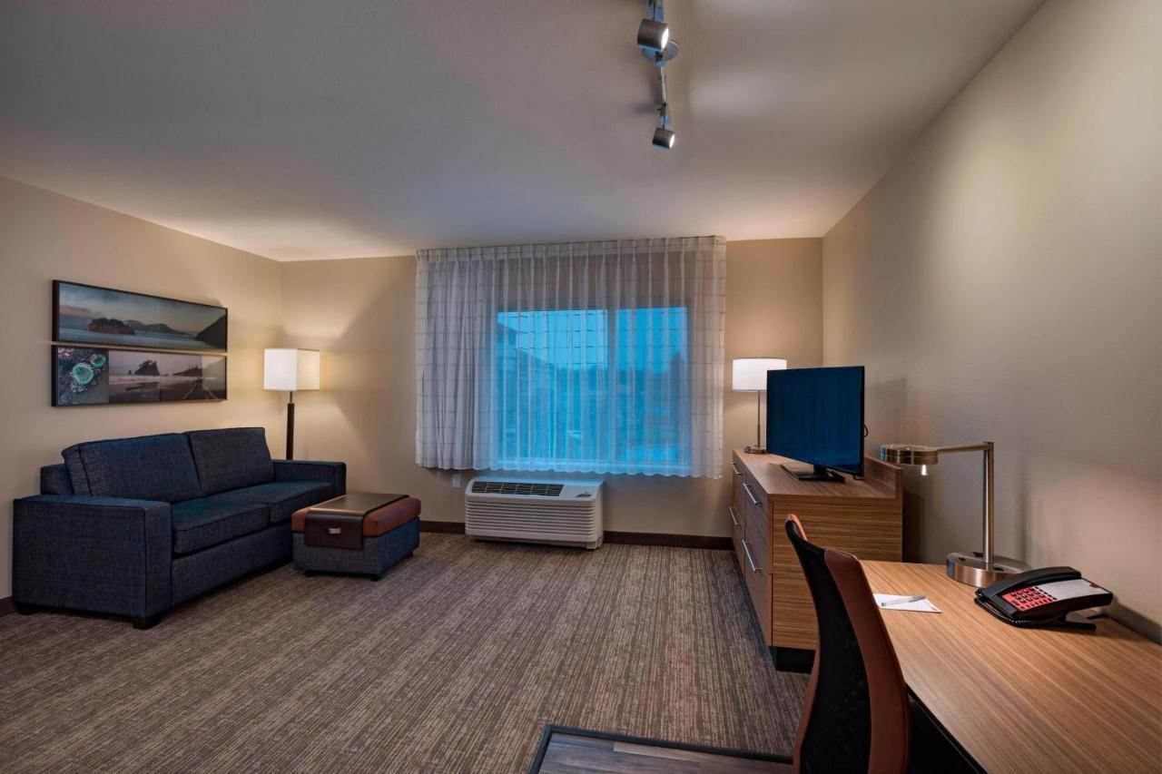 Towneplace Suites By Marriott Tacoma Lakewood Exterior photo